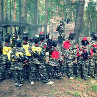 Пейнтбол в Тюмени — игра на базе отдыха Усадьба в сосновом бору