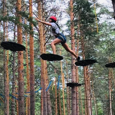 Прохождение верёвочной трассы — активный отдых в Тюмени