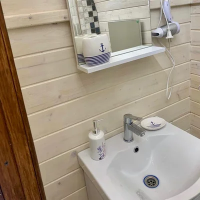 Коттедж с верандой в Крыму — снять домик у моря