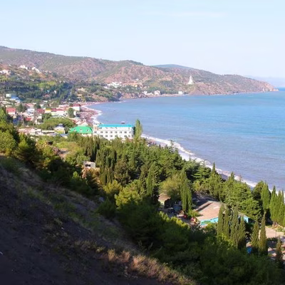 Пляж Солнечногорское — отдых в Крыму рядом с Усадьбой