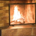 Камин дома 1 — коттедж на базе отдыха Усадьба