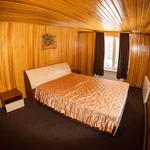 Спальня дома 4 — снять дом в Тюмени