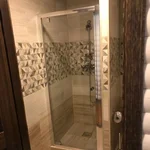 Душевая кабина дома 5 — отдых за городом в Тюмени