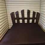 Кровать дома 5 — база отдыха Усадьба в Тюмени