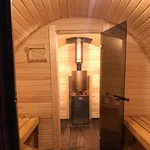 Баня-бочка дома 6 внутри — русская баня, база отдыха Усадьба в Тюмени